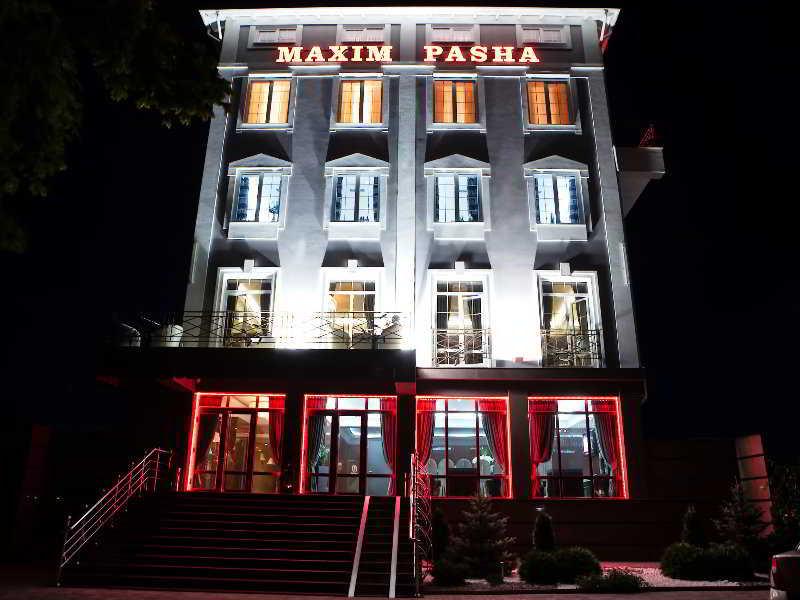 Maxim Pasha Hotel Кишинев Екстериор снимка