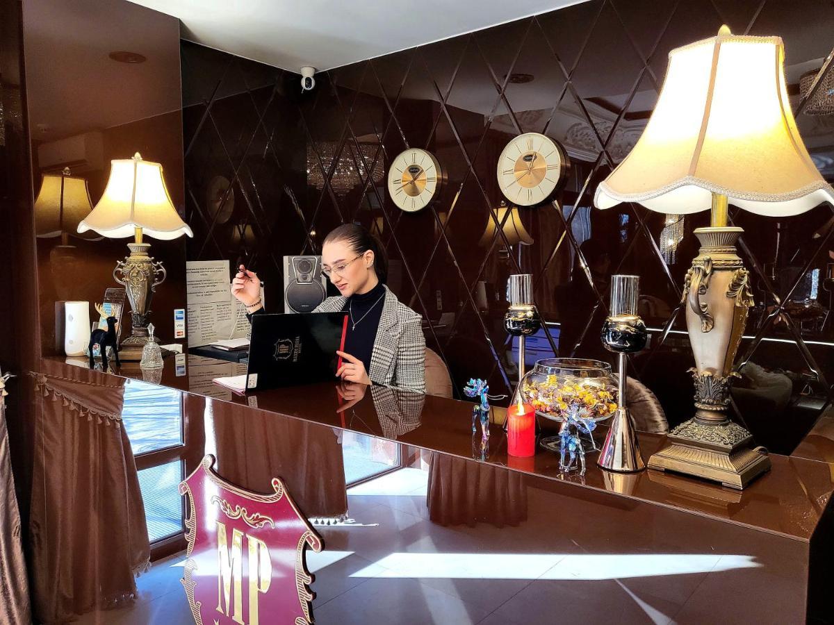 Maxim Pasha Hotel Кишинев Екстериор снимка